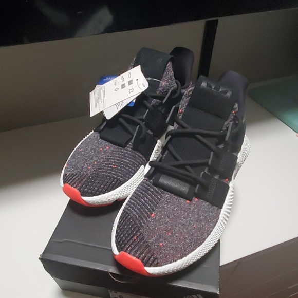 Adidas Prophere Shoes Men's, Black, Size 6 - Picture 4 of 5